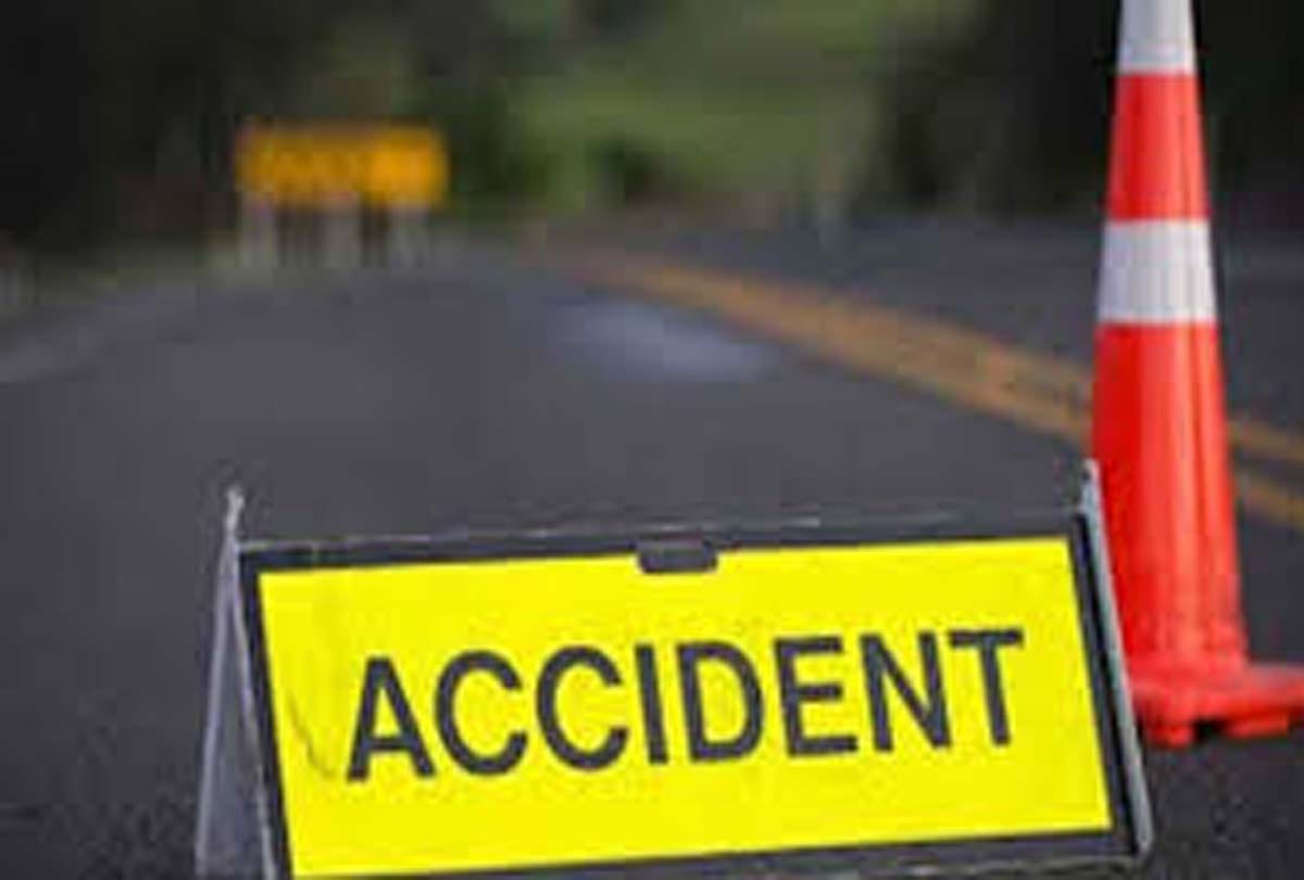 Uncontrolled container collided with standing bus, bus driver killed