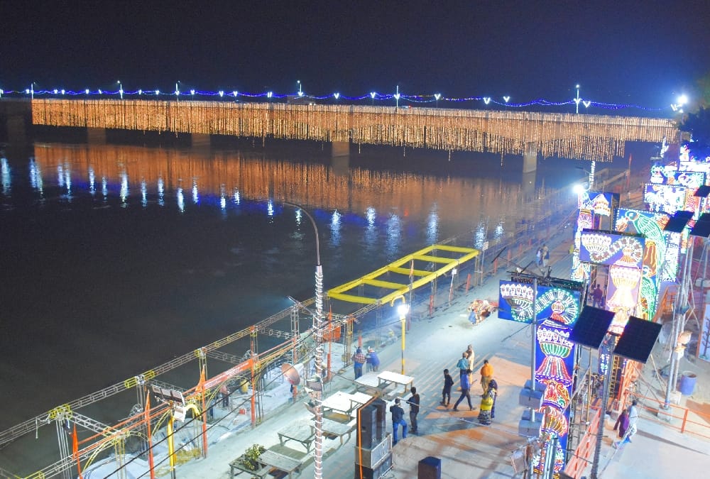 Tourism department issued money for development of Ayodhya.