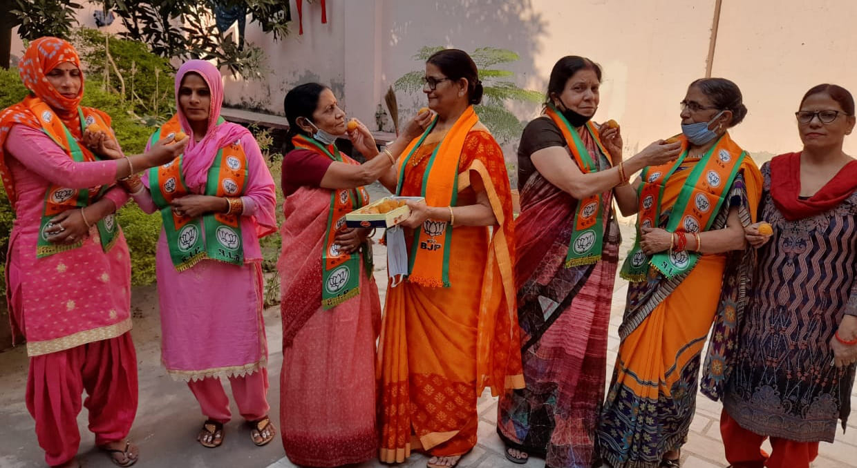 Activists gag on BJP's victory in state by-elections