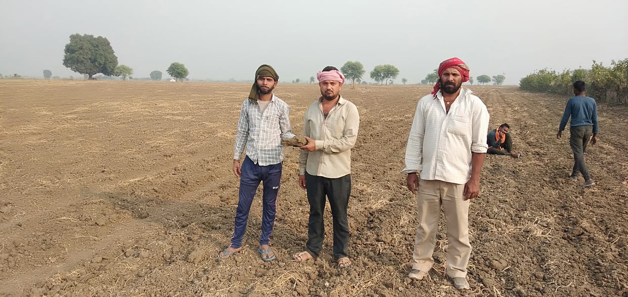 farmer worried for irrigation