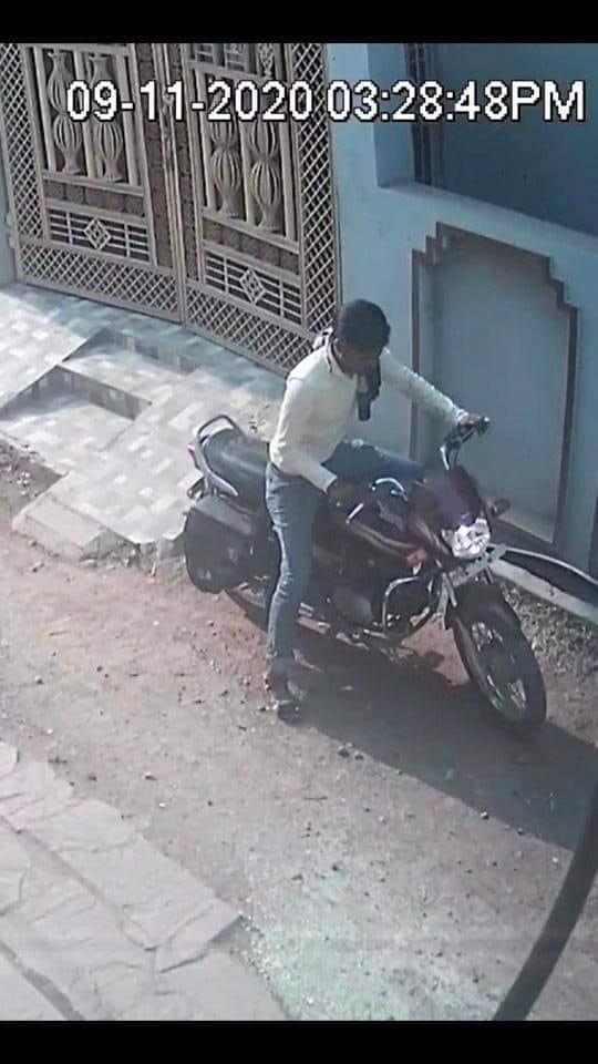bike stolen thief footage cctv