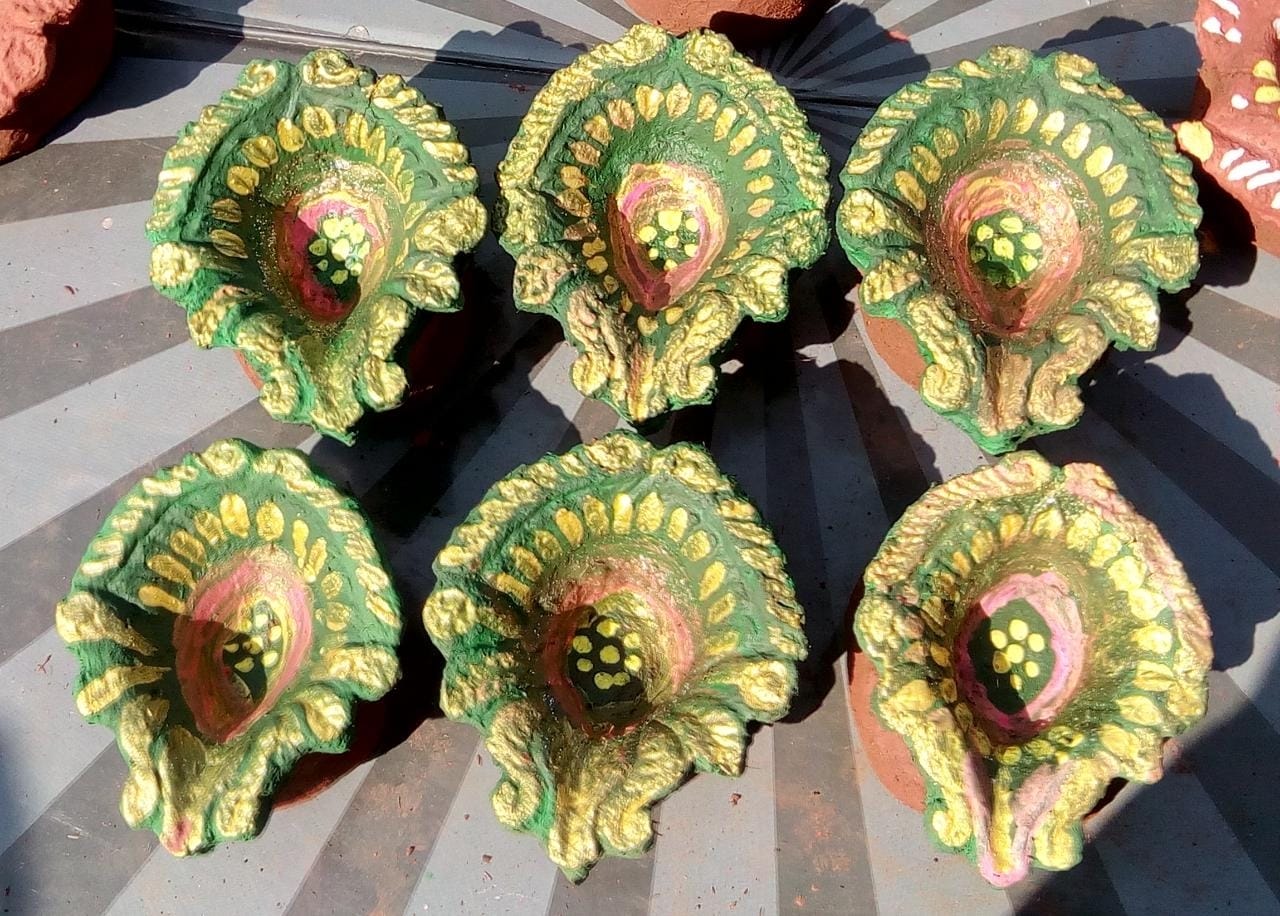 Diwali 2020 Latest News: Diwali will be celebrated by cow dung diyas