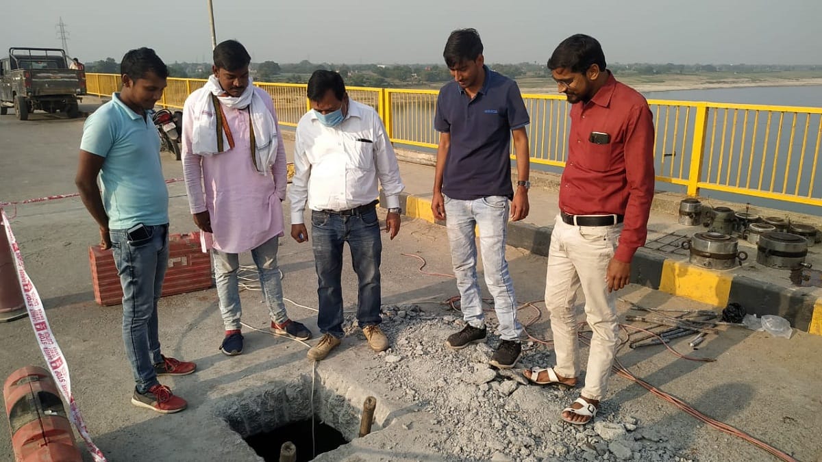 ghazipur DM expresses regret over traffic stoppage at Hamid Setu people should be restrained till repair in up