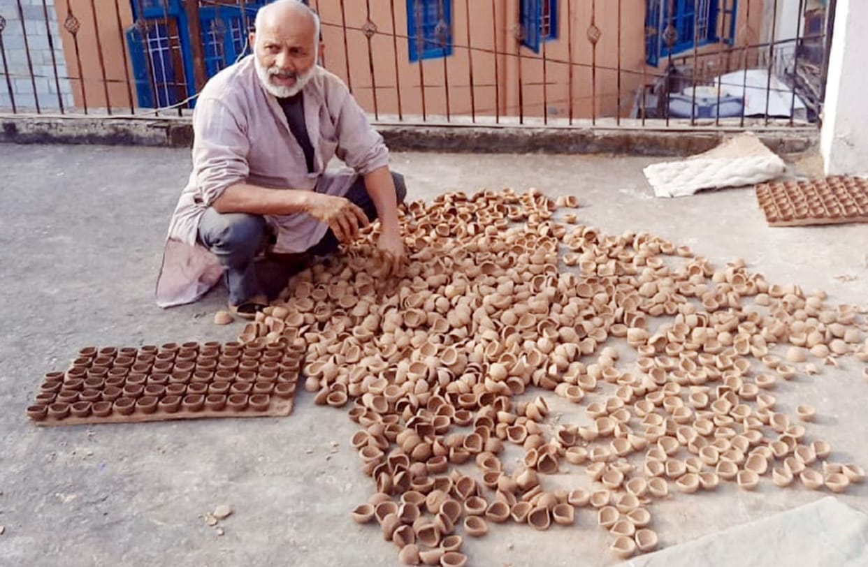 Mitti ke diye