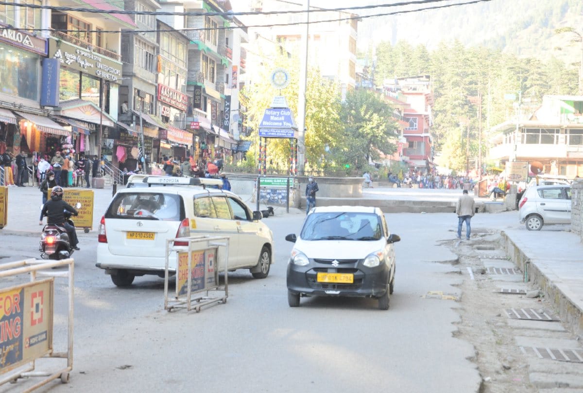 Manali's hotel empty, occupancy decreased instead of increasing on Diwali