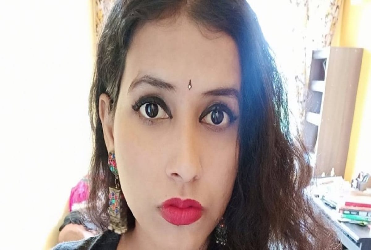 FIR against Goa professor for outraging religious feelings mangalsutra dogs chain