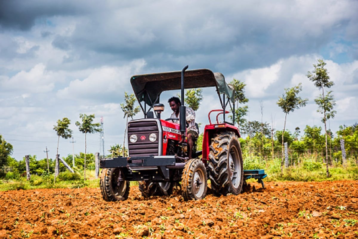 Agencies alert in UP regarding warning given by farmers for tractor ralley