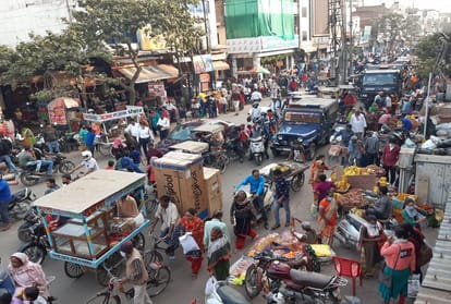 Huge Croud In Market Of Mathura For Diwali Festival