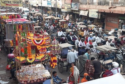Huge Croud In Market Of Mathura For Diwali Festival