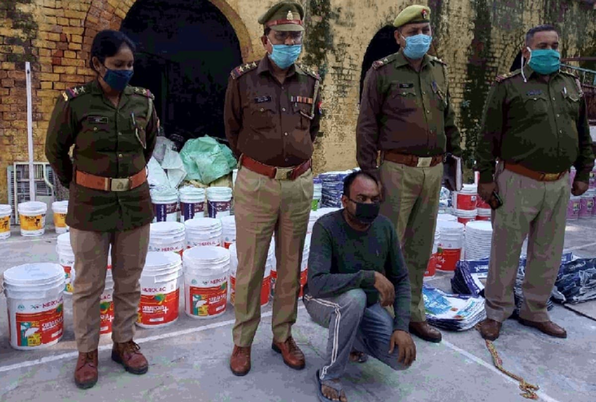 Factory making fake paint of well-known companies caught in CB Ganj