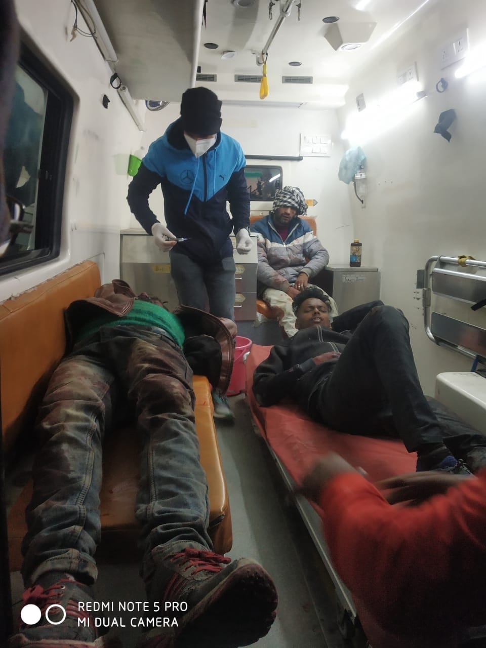 accident in mussoorie: Renault KWID accident three died three injured, photos