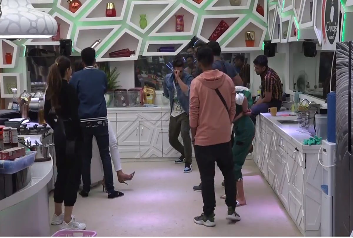 Bigg Boss 14 Aly Goni Turns Director and Shoot Love Triangle With Eijaz Khan Pavitra Punia and Rahul Vaidya