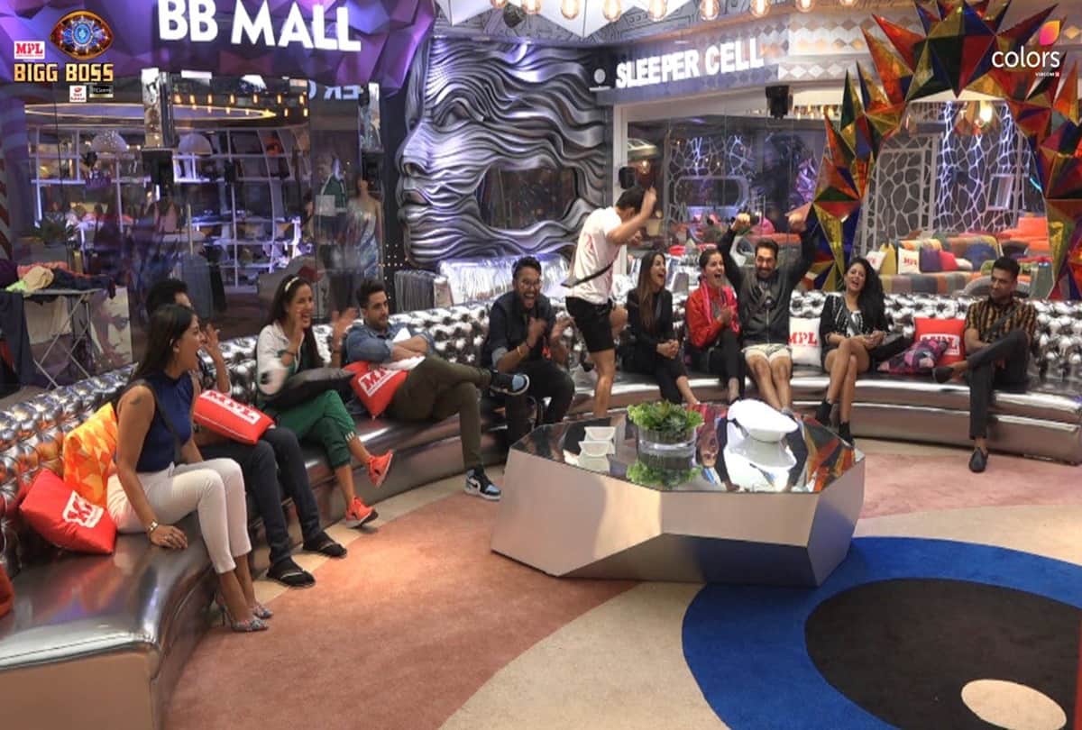 Bigg Boss 14 Aly Goni Turns Director and Shoot Love Triangle With Eijaz Khan Pavitra Punia and Rahul Vaidya