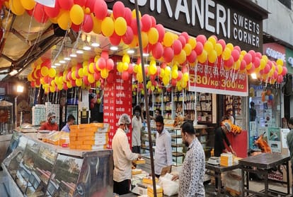 Market brightens on first day of Dhanteras in delhi, heavy business expected in next three days