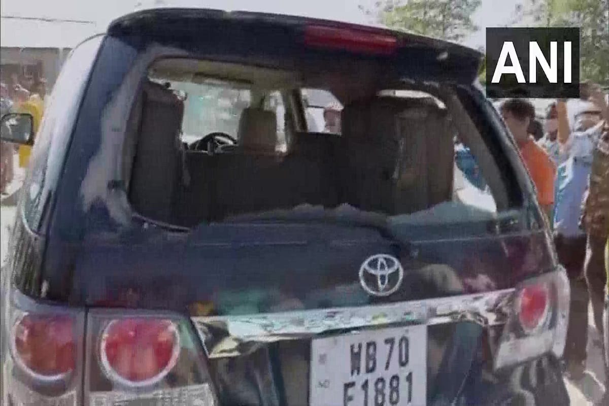Convoy of West Bengal BJP president Dilip Ghosh has been attacked