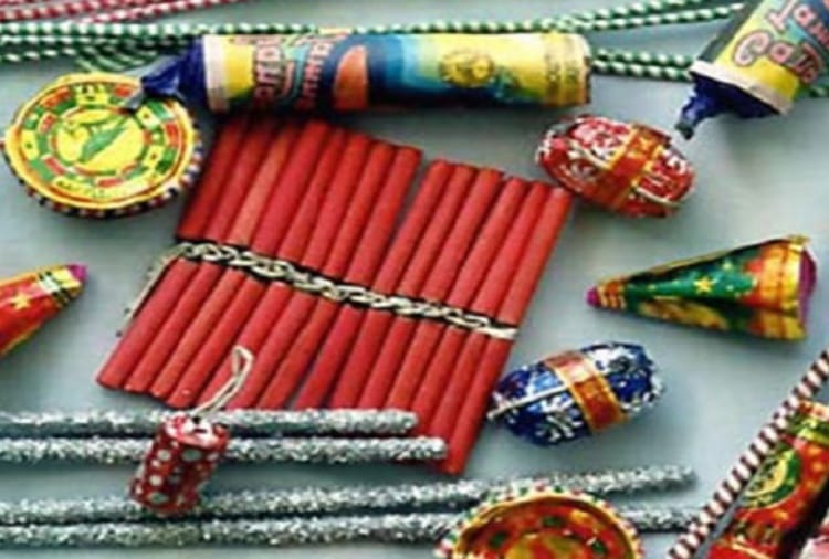 crackers dealer upset after announcement of green diwali in punjab