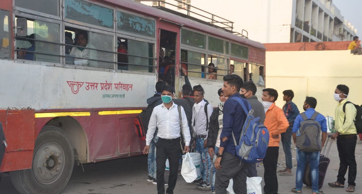 Buses rush to and from the festival
