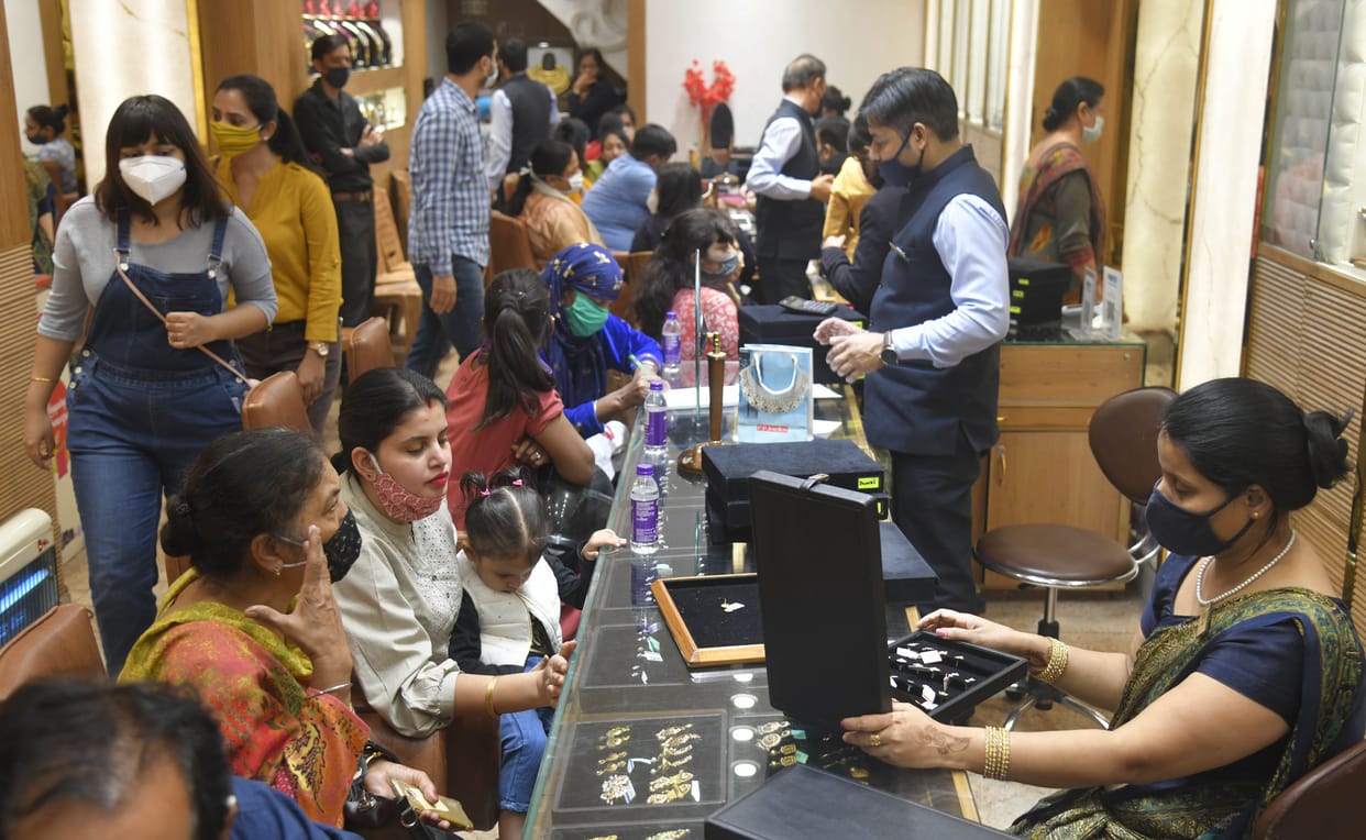 Dhanteras: Auspicious time for gold to buy jewelery