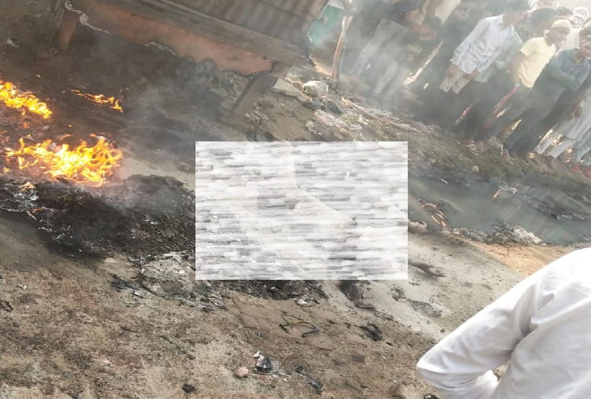 Loni Transfer Blast News: HT line breaks and falls on kiosks elderly person burnt alive