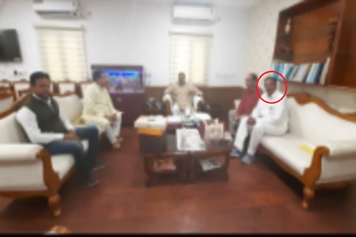 UP News in Hindi: Meerut Police will take action against the friends of criminal Badan Singh Baddo