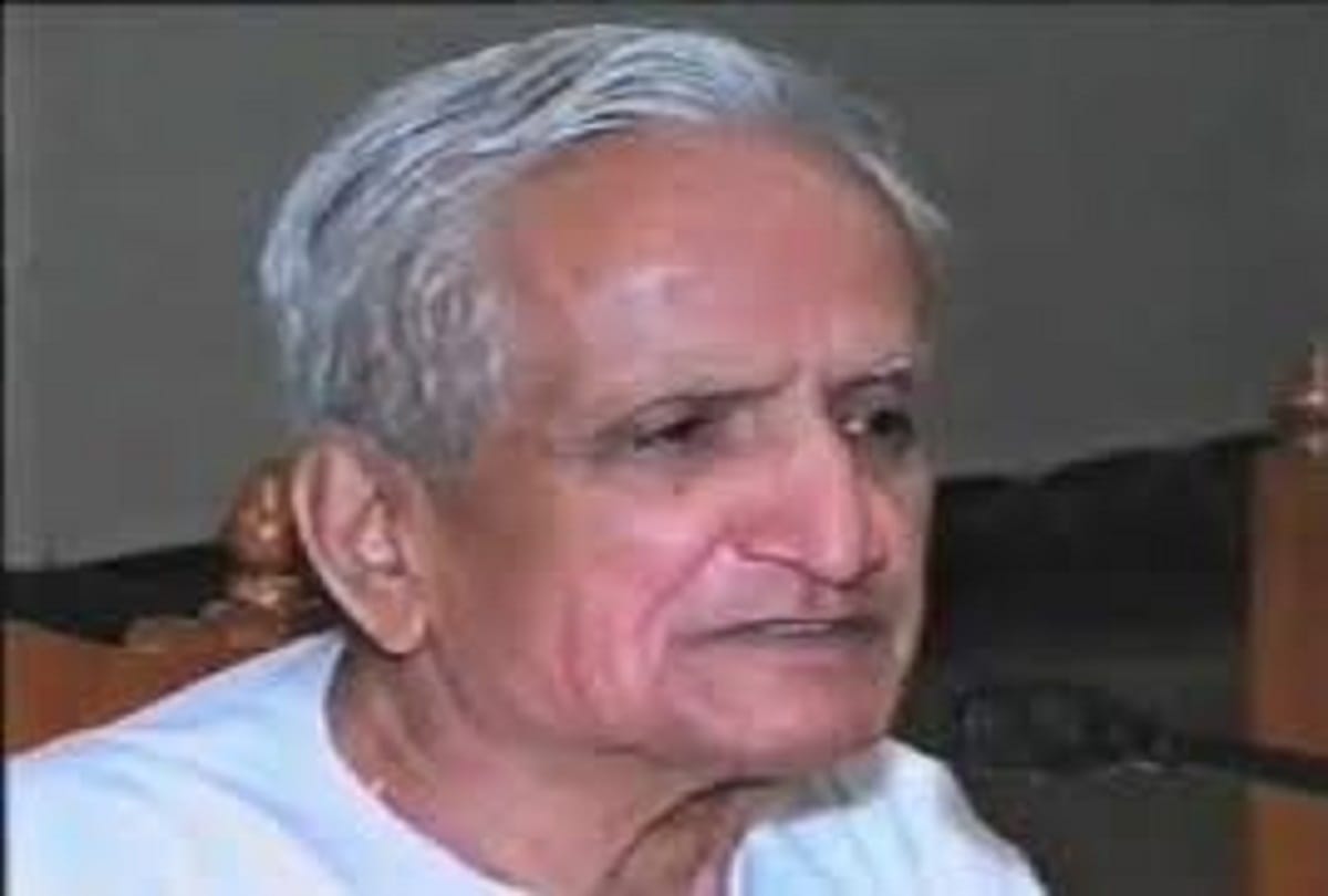 Realize the dreams of Swadeshi volunteer Dattopant - Prof. Girish