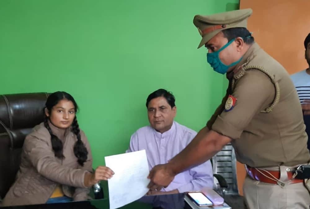 Student kajal Singh becomes one day MLA in Raebareli.