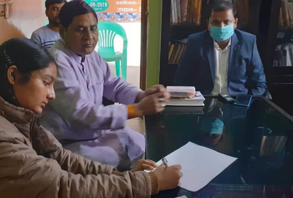 Student kajal Singh becomes one day MLA in Raebareli.