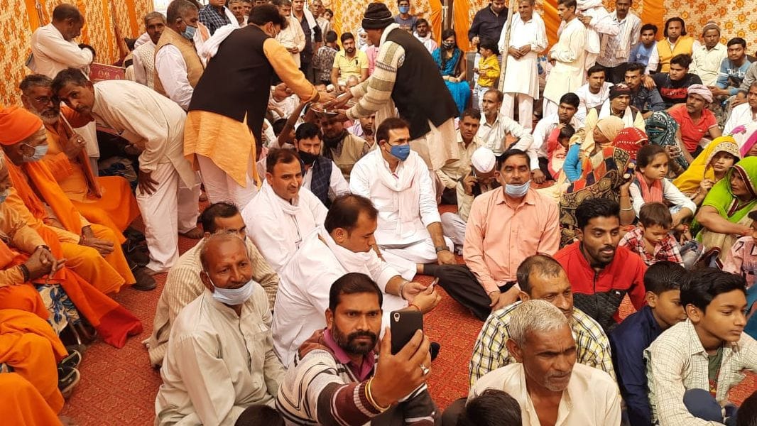 Pushpavarsha on Shobha Yatra