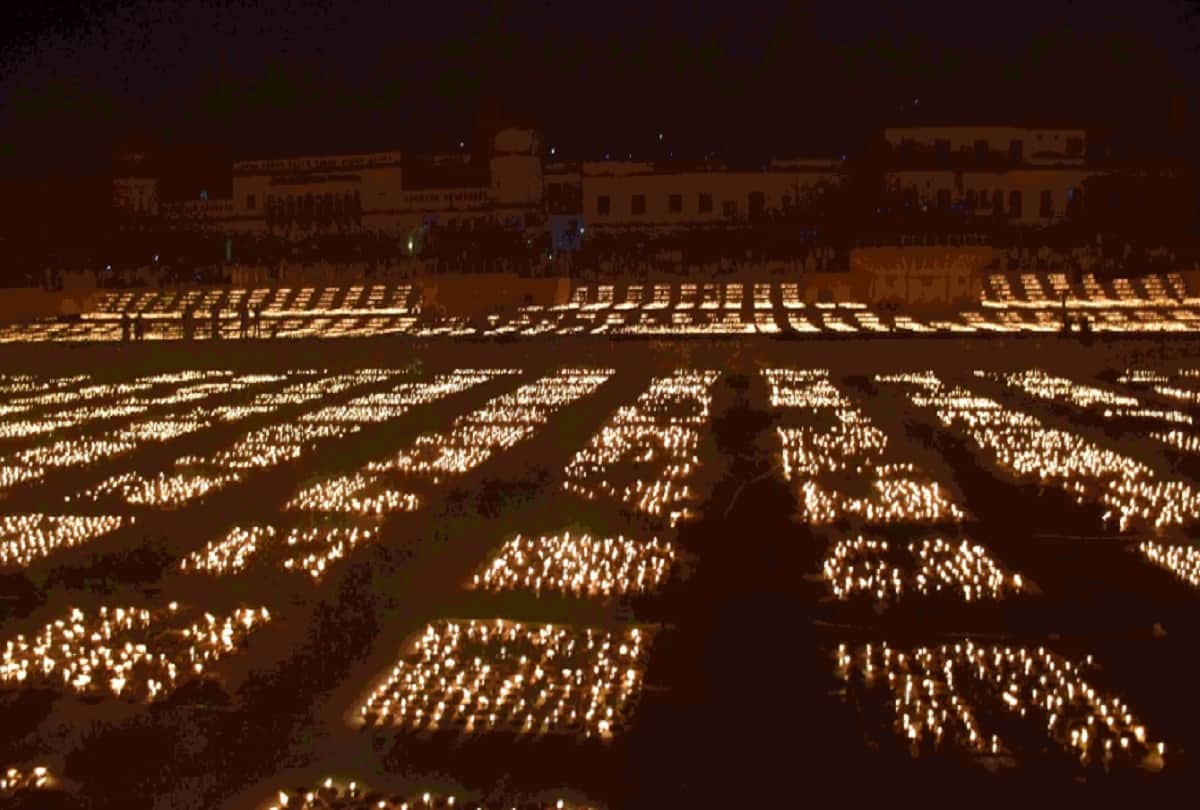 deepostav 2020 Ayodhya bathed in light of Ram welcome new record of lighting more than five lakh 84 thousand lamps