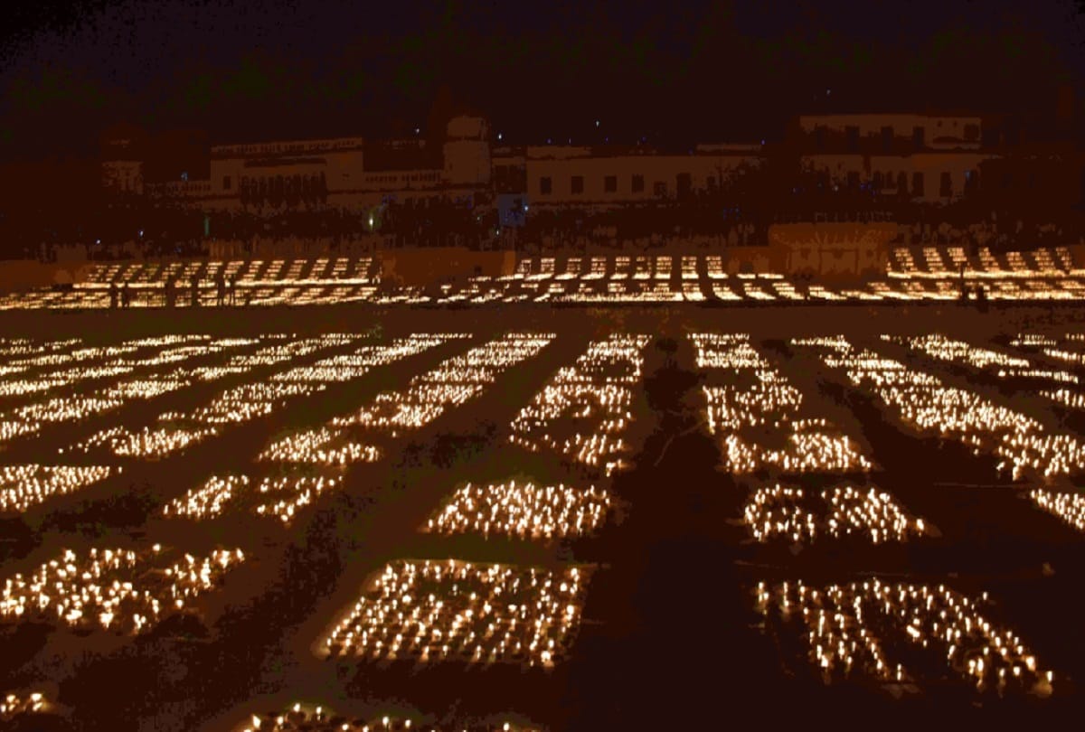 deepostav 2020 Ayodhya bathed in light of Ram welcome new record of lighting more than five lakh 84 thousand lamps