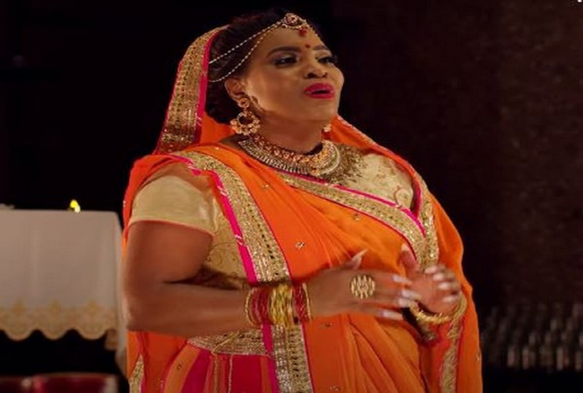 US singer Mary Millben performs bhajan Om Jai Jagdish Hare for Diwali and video goes viral