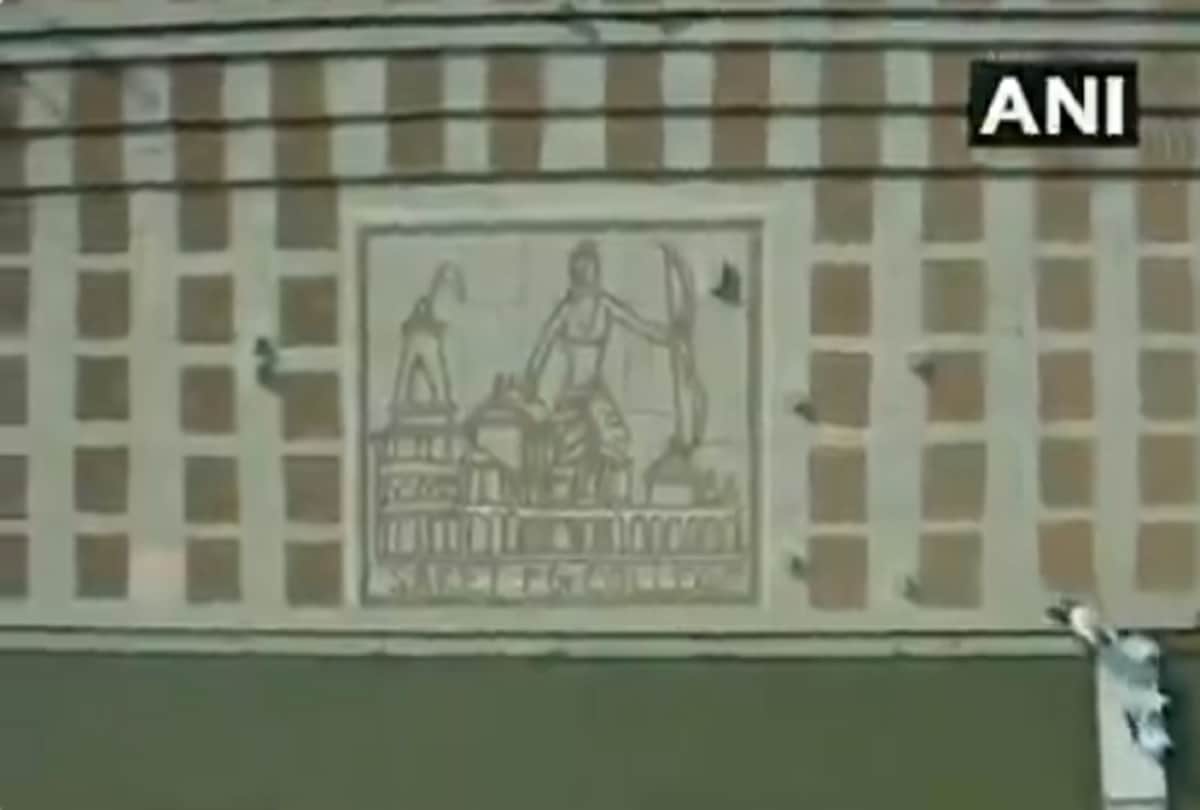 Ayodhya Deepotsav latest updates see images of ghats beautifully decorated with earthen lamps