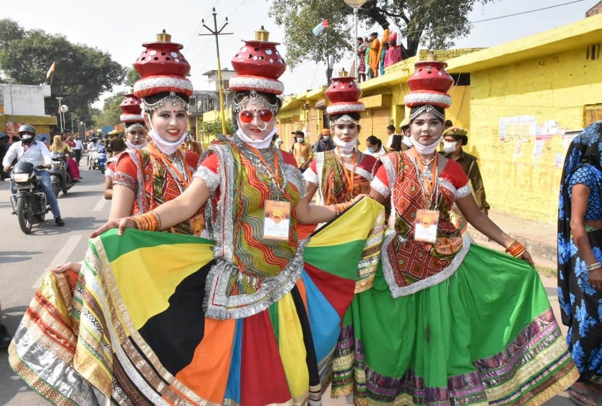 Ayodhya Diwali Deepotsav 2020: Ayodhya ready for grand Deepotsav see pictures of Jhanki from different places