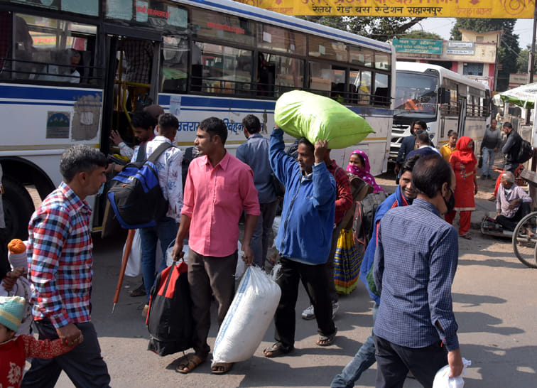 Passengers increased in roadways buses, problems due to lack of trains