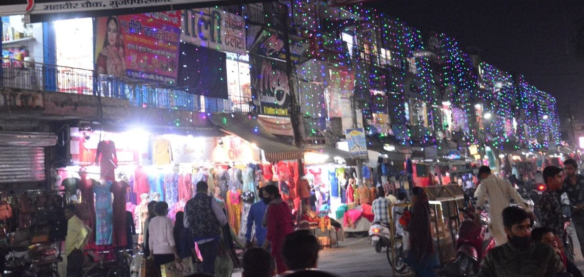 There was a lot of shopping on Dhanteras for the second consecutive day