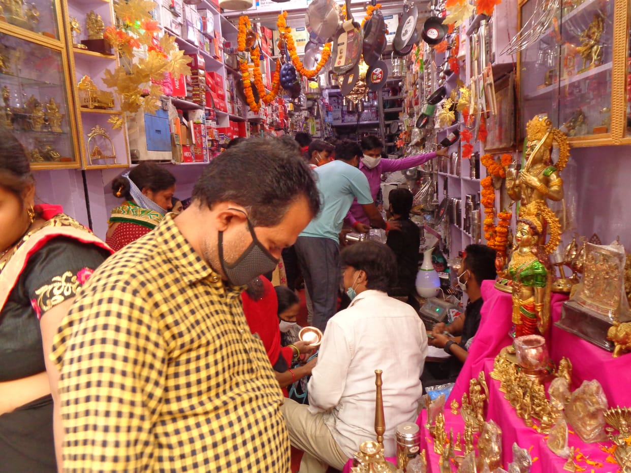 dhanteras market