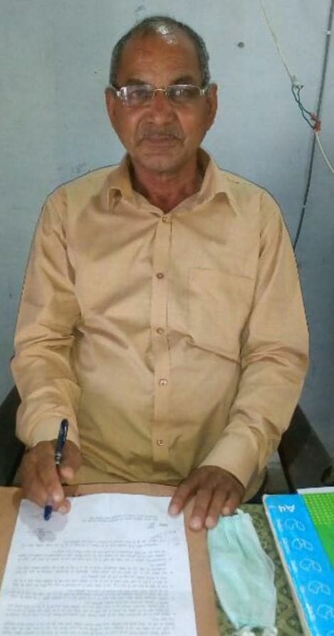 On the demand of Kshetra Panchayat members and heads, the CDO accused the BDO of deploying the new BDO, in-charge BDO for obstructing the development work.