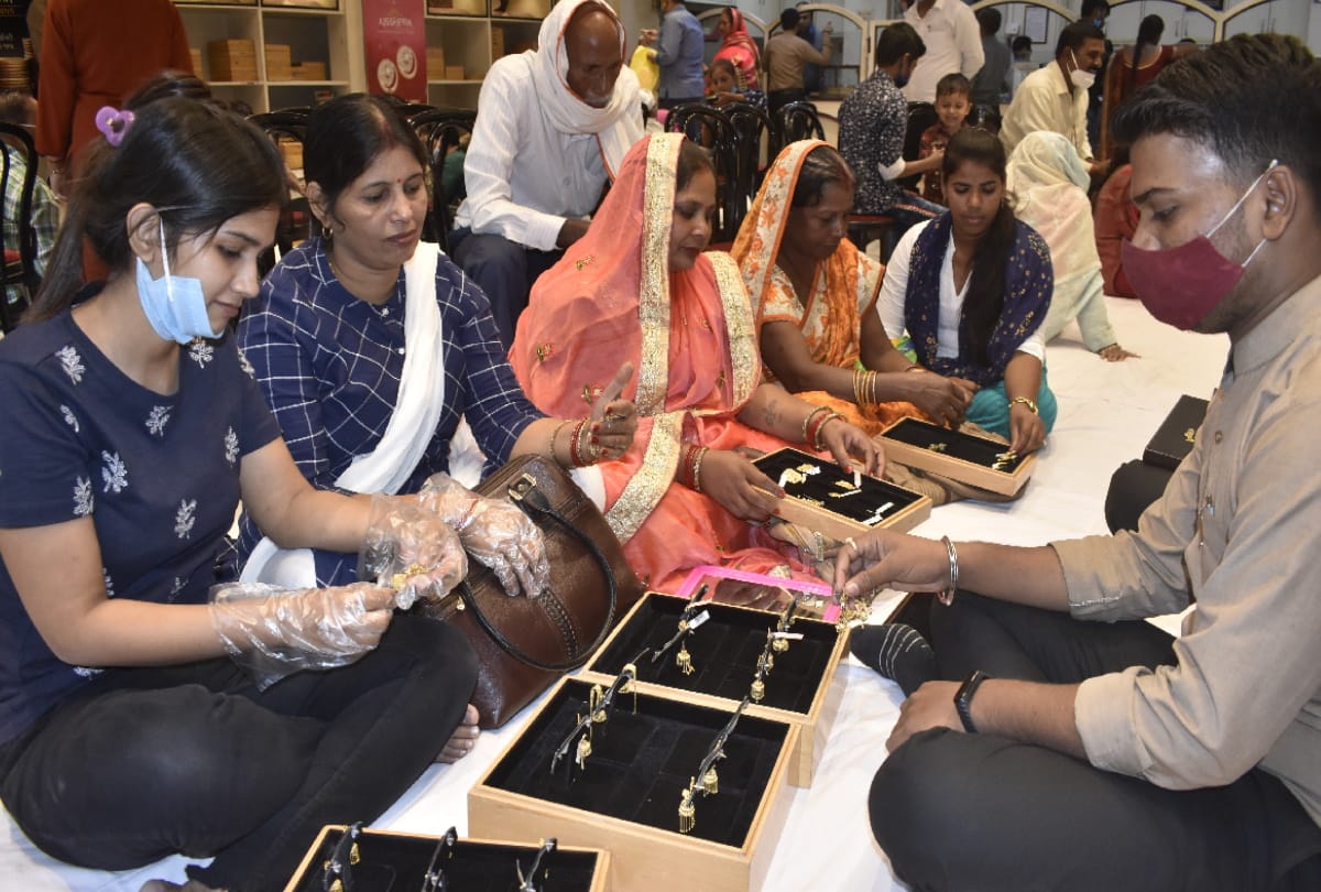 100 crores money in market on Dhanteras 2020