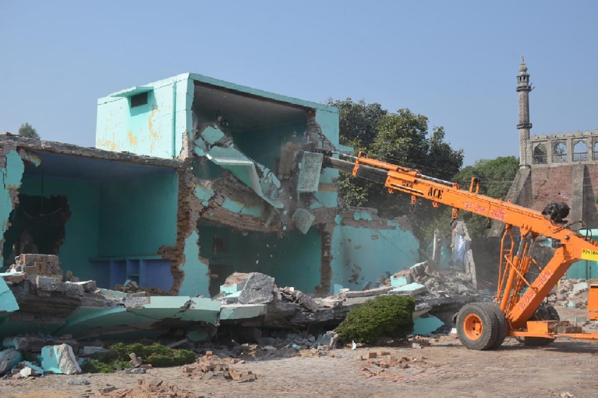 Police officials have demolished 27 rooms of Chillaghah in bihargarh at Muzaffarnagar