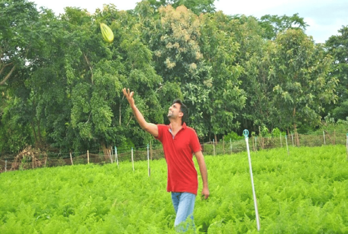 sandeep khandelwal quit mnc job started organic farming earn 25 lakh annum