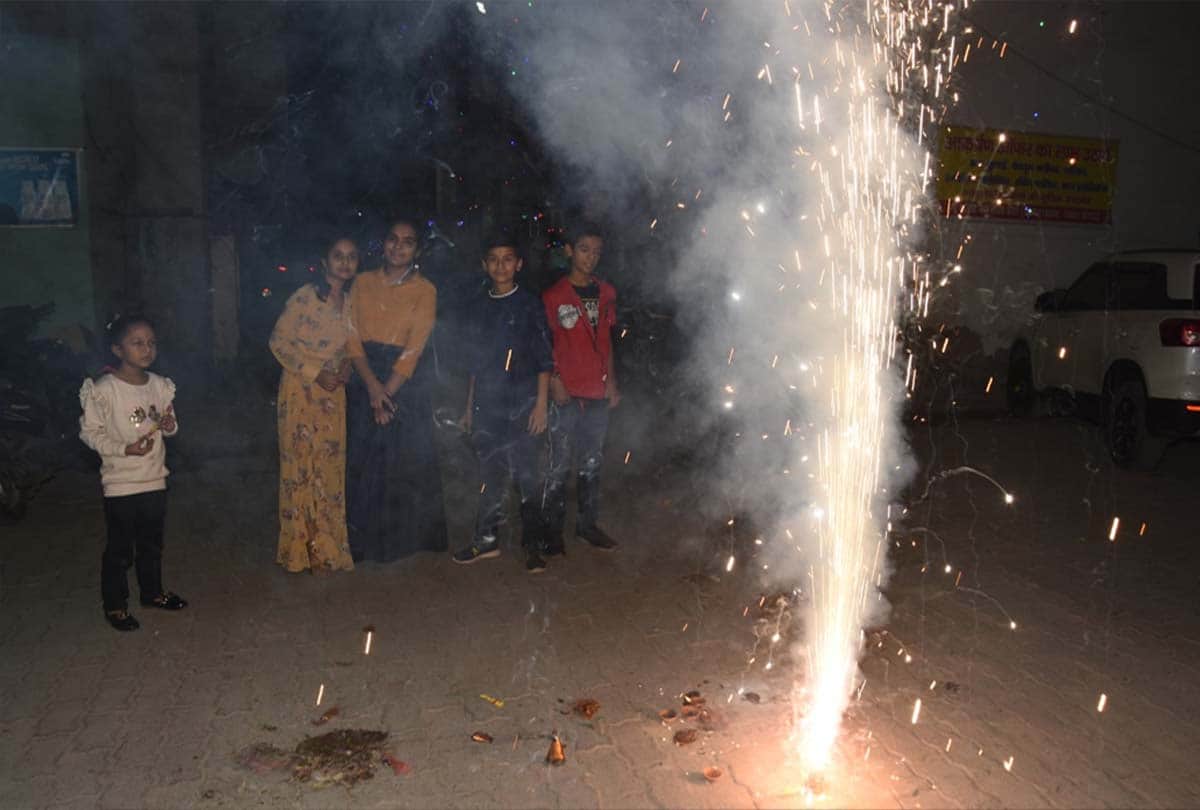 Diwali celebration 2020 in kanpur