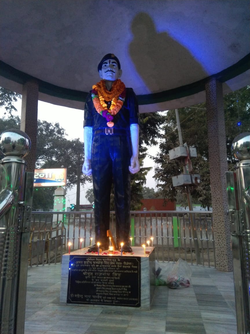 Inspired by PM Modi, martyrs remember on Deepawali in Ghazipur