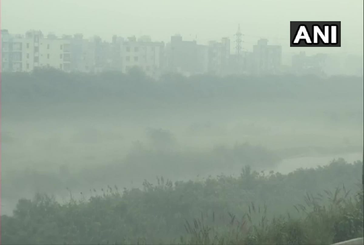 Delhi AQI keeps worsening pollution level high people faces difficulty in breathing