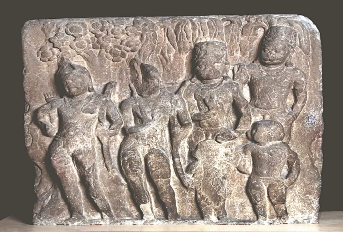 Diwali was the first money on the return of Lord Rama to Ayodhya, the evidence is safe in the Allahabad Museum