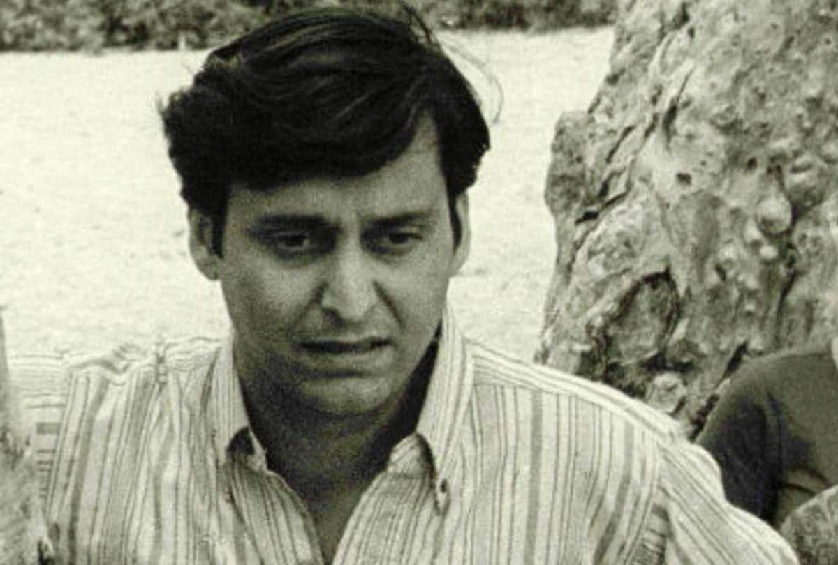 Soumitra chatterjee films with director Satyajit Ray