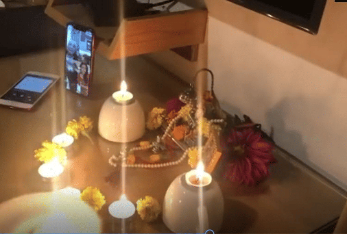 raveena Tandon Celebrates Diwali With Family by online video call