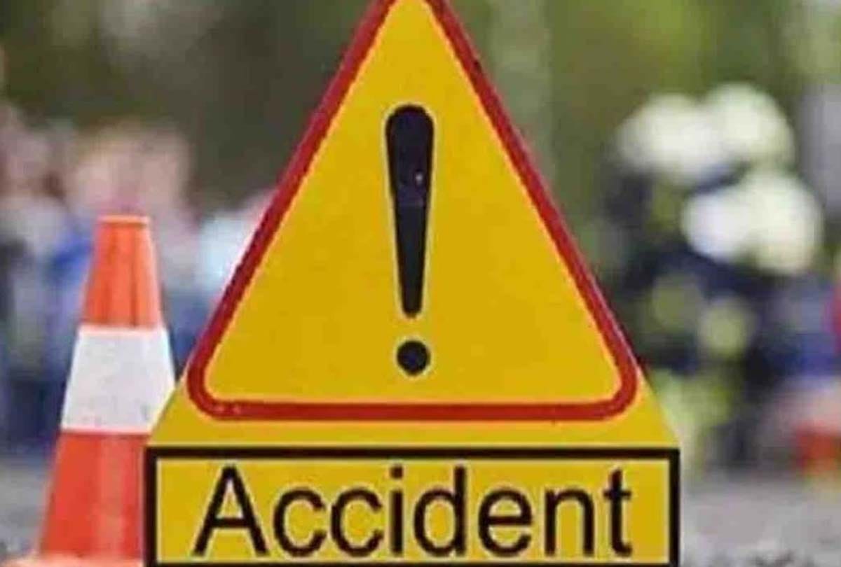 Tractor trolley overturns in Chitrakoot, 16 pilgrims injured