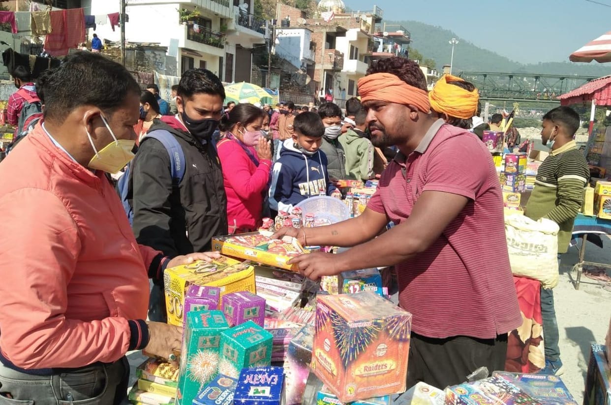 Crackers in Bageshwar