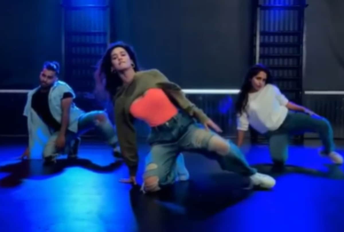 Disha patani dance video krishna shroff comment watch video