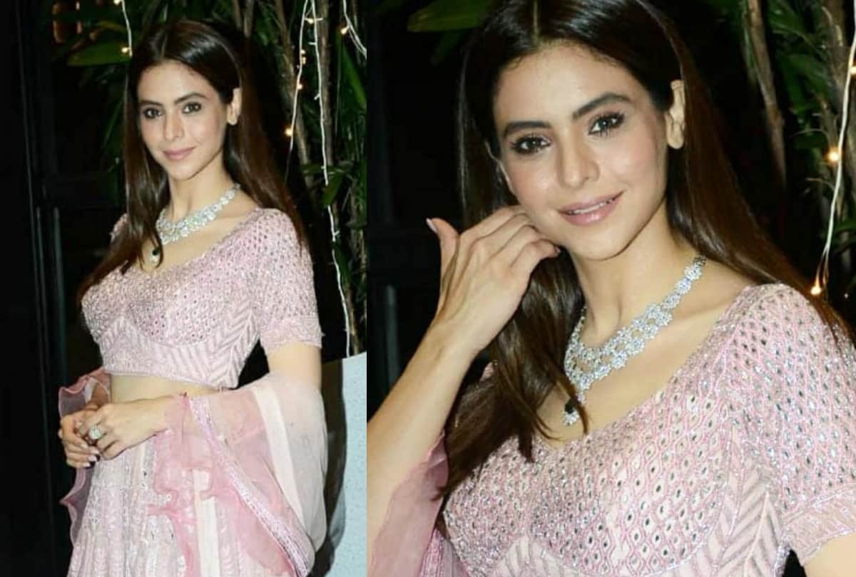 mouni roy to karishma tanna look stunning in diwali party 2020